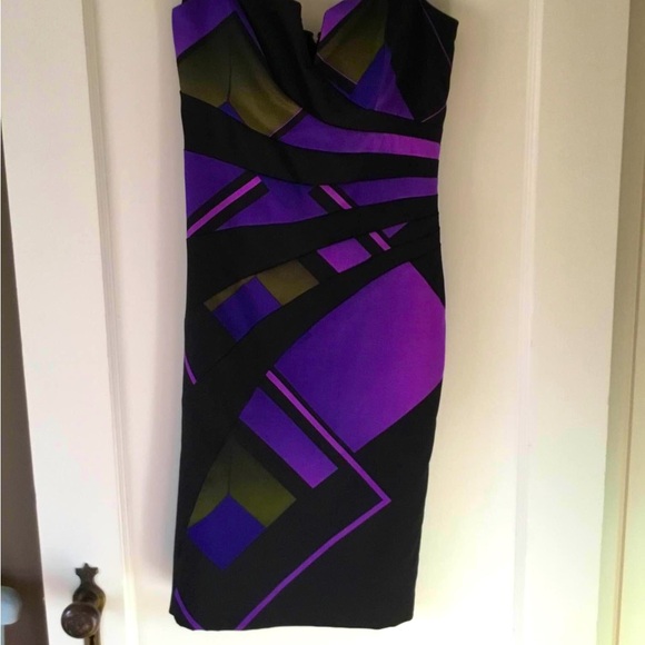 Le Chateau Dress - Picture 1 of 6